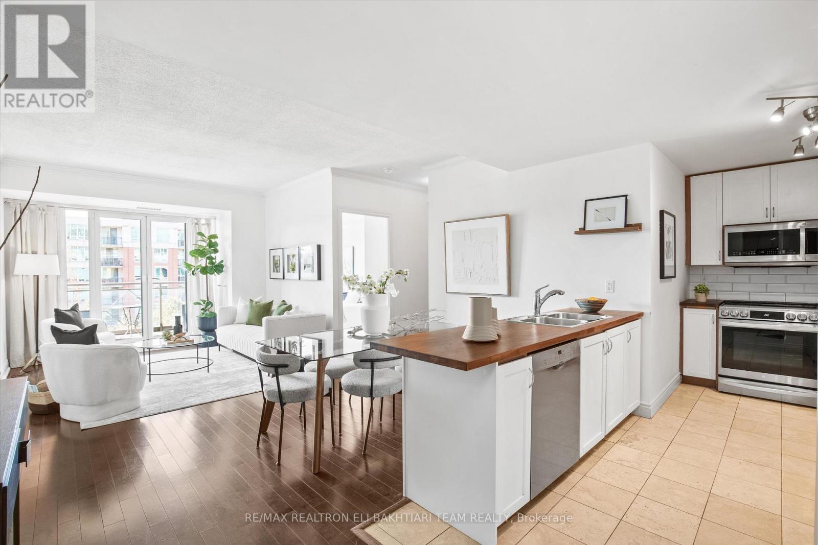 618 - 11 William Carson Crescent, Toronto, Ontario  M2P 2G1 - Photo 8 - C12548018