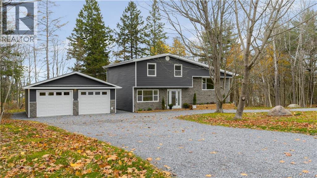 2 Ian Crescent, Rothesay, New Brunswick  E2E 5P9 - Photo 3 - NB129955