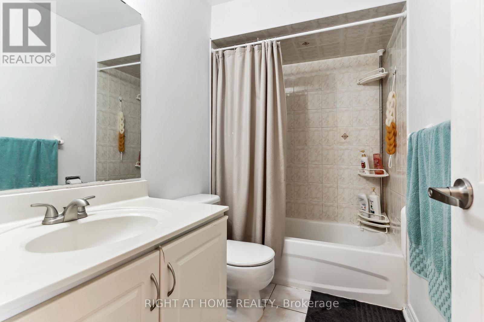 92 - 44 Chester Le Boulevard, Toronto, Ontario  M1W 2M8 - Photo 24 - E12548004