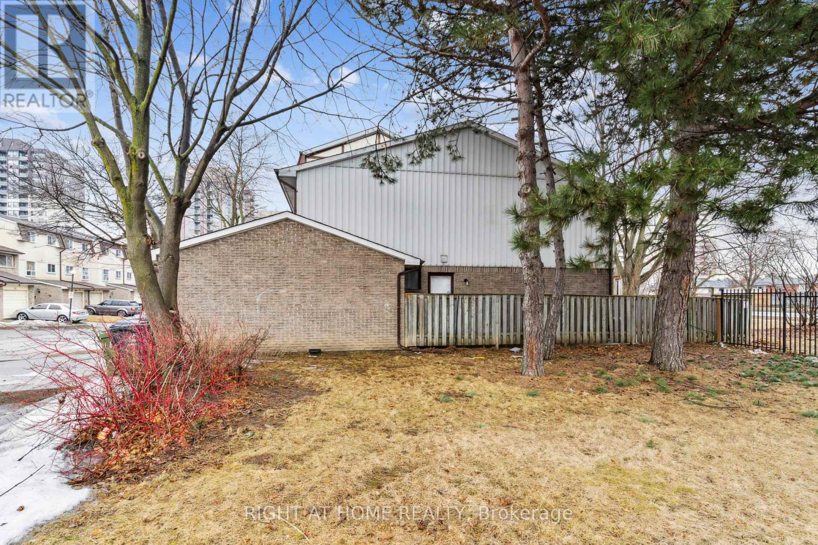 92 - 44 Chester Le Boulevard, Toronto, Ontario  M1W 2M8 - Photo 34 - E12548004