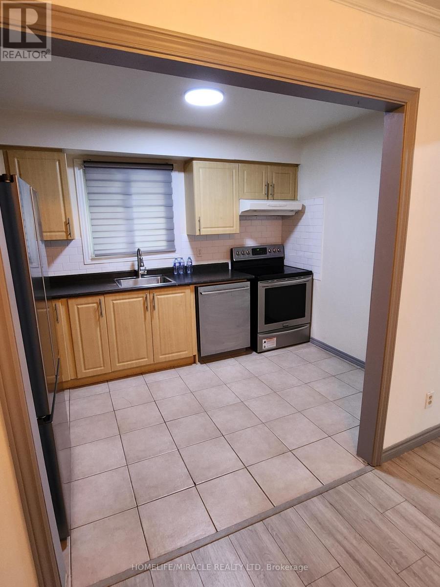 2 - 1100 Oxford Street, Oshawa, Ontario  L1J 6G4 - Photo 10 - E12402192