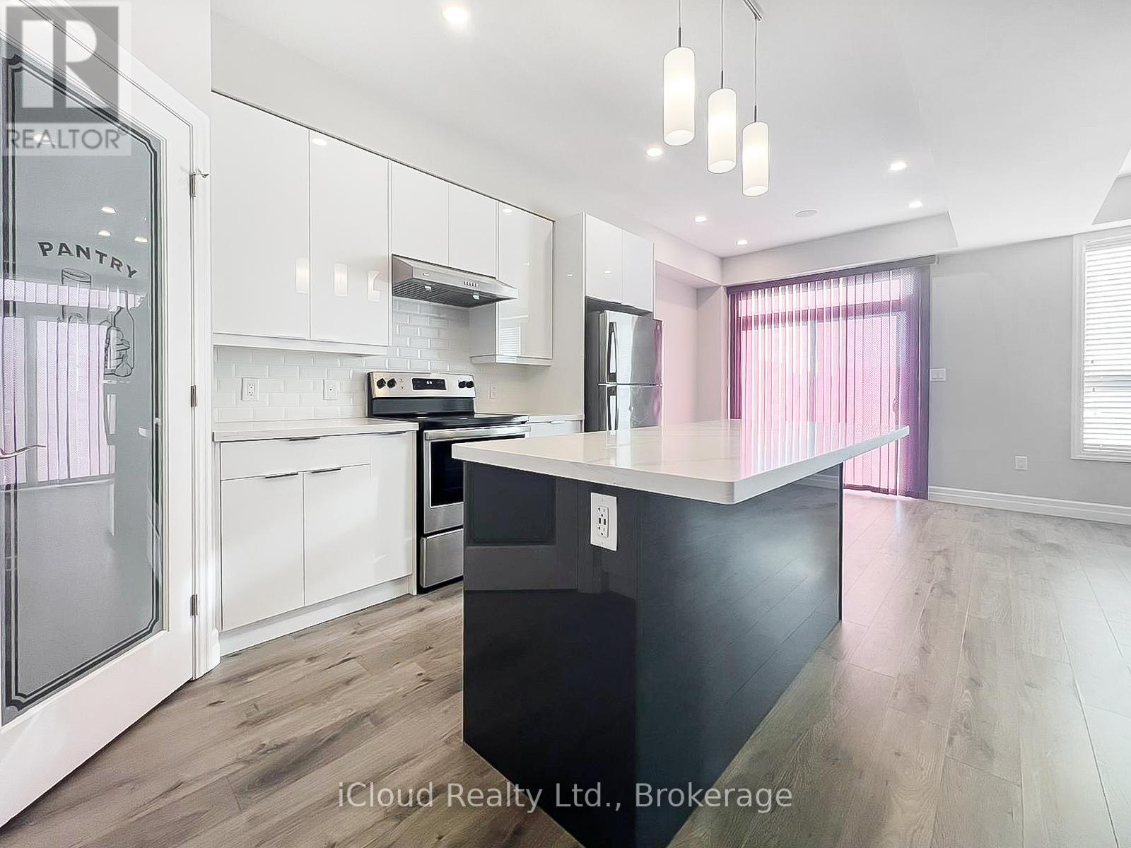 44 - 811 Sarnia Road, London North, Ontario L6H 0K3 - Photo 16 - X12480657