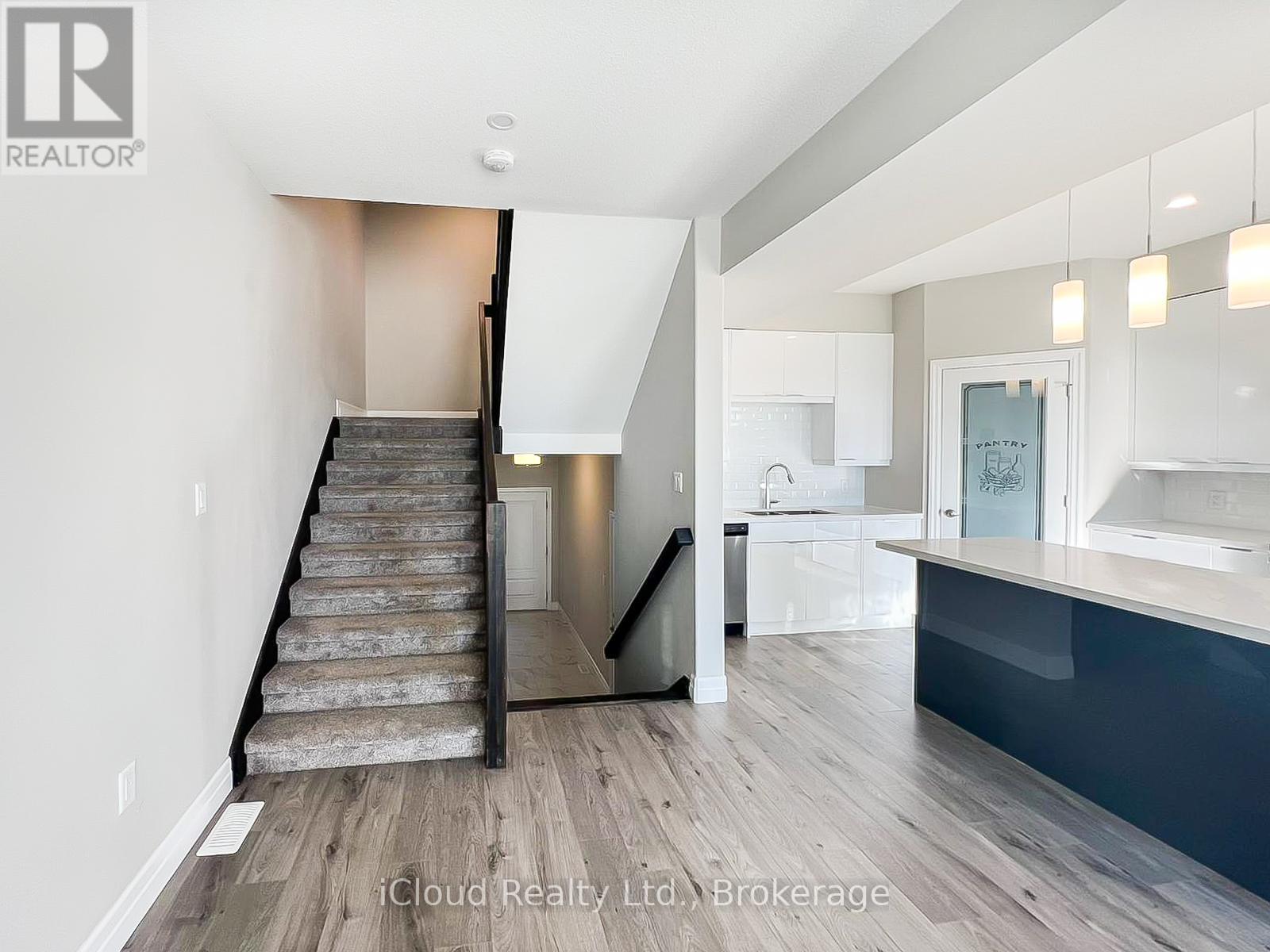 44 - 811 Sarnia Road, London North, Ontario L6H 0K3 - Photo 24 - X12480657