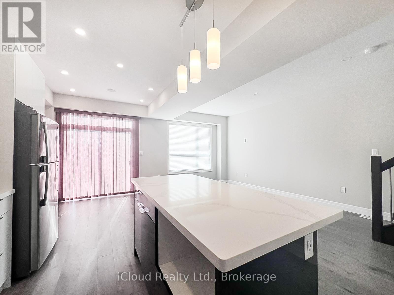 44 - 811 Sarnia Road, London North, Ontario L6H 0K3 - Photo 17 - X12480657