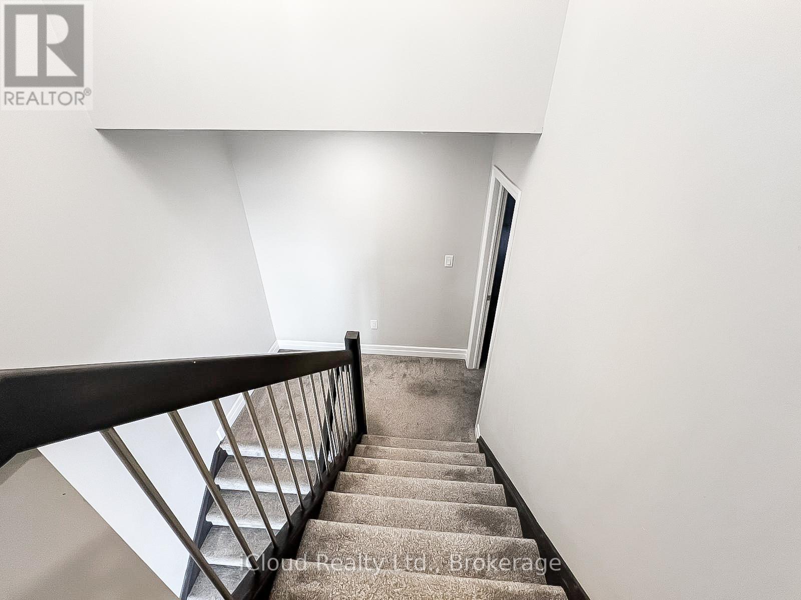 44 - 811 Sarnia Road, London North, Ontario L6H 0K3 - Photo 27 - X12480657