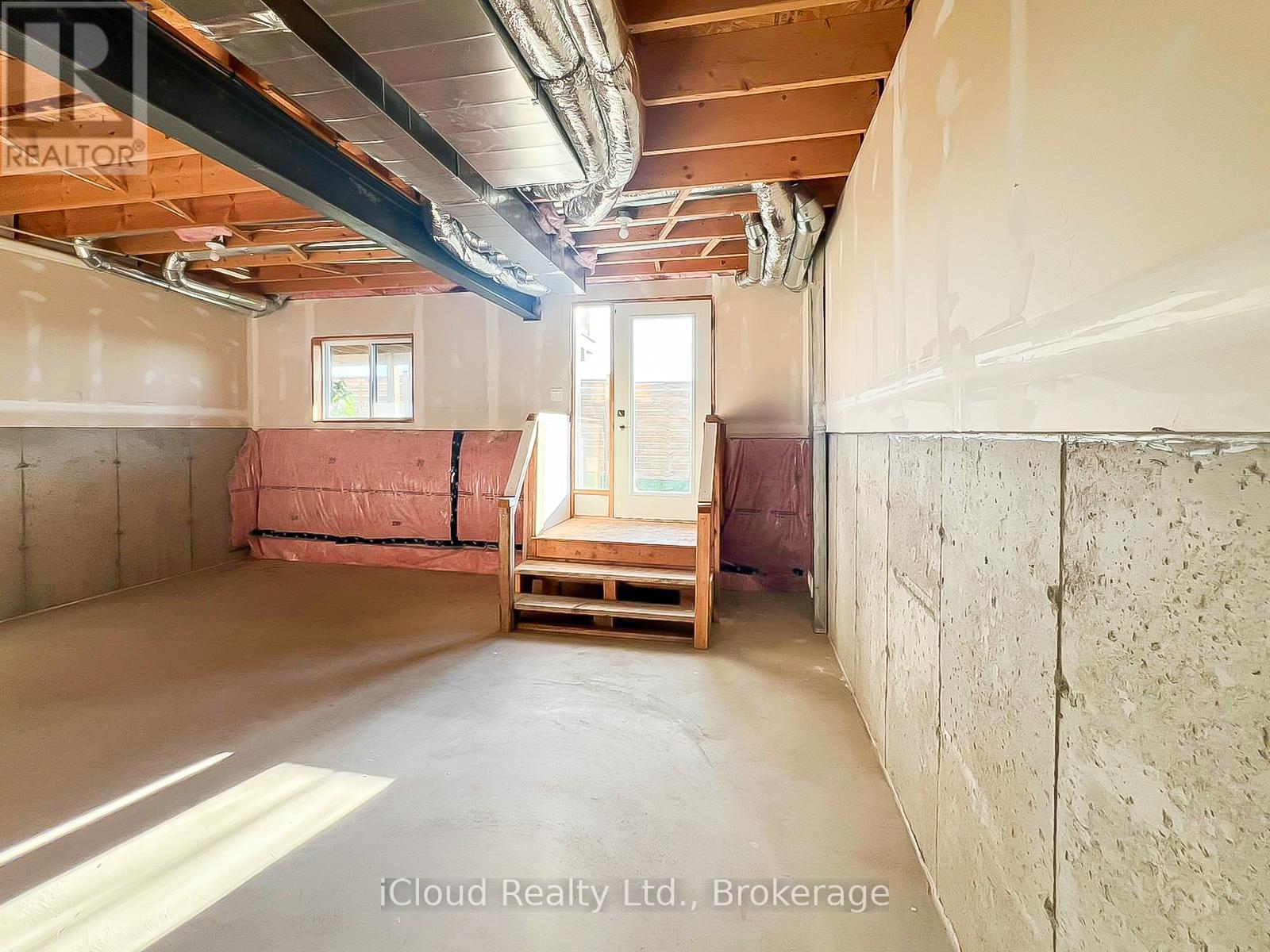 44 - 811 Sarnia Road, London North, Ontario L6H 0K3 - Photo 38 - X12480657