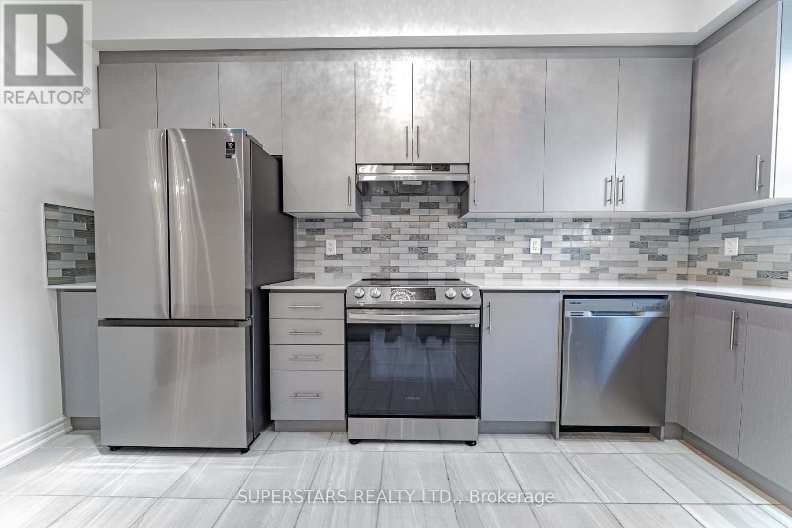 63 Massachusetts Lane, Markham, Ontario  L6E 0V6 - Photo 6 - N12547980