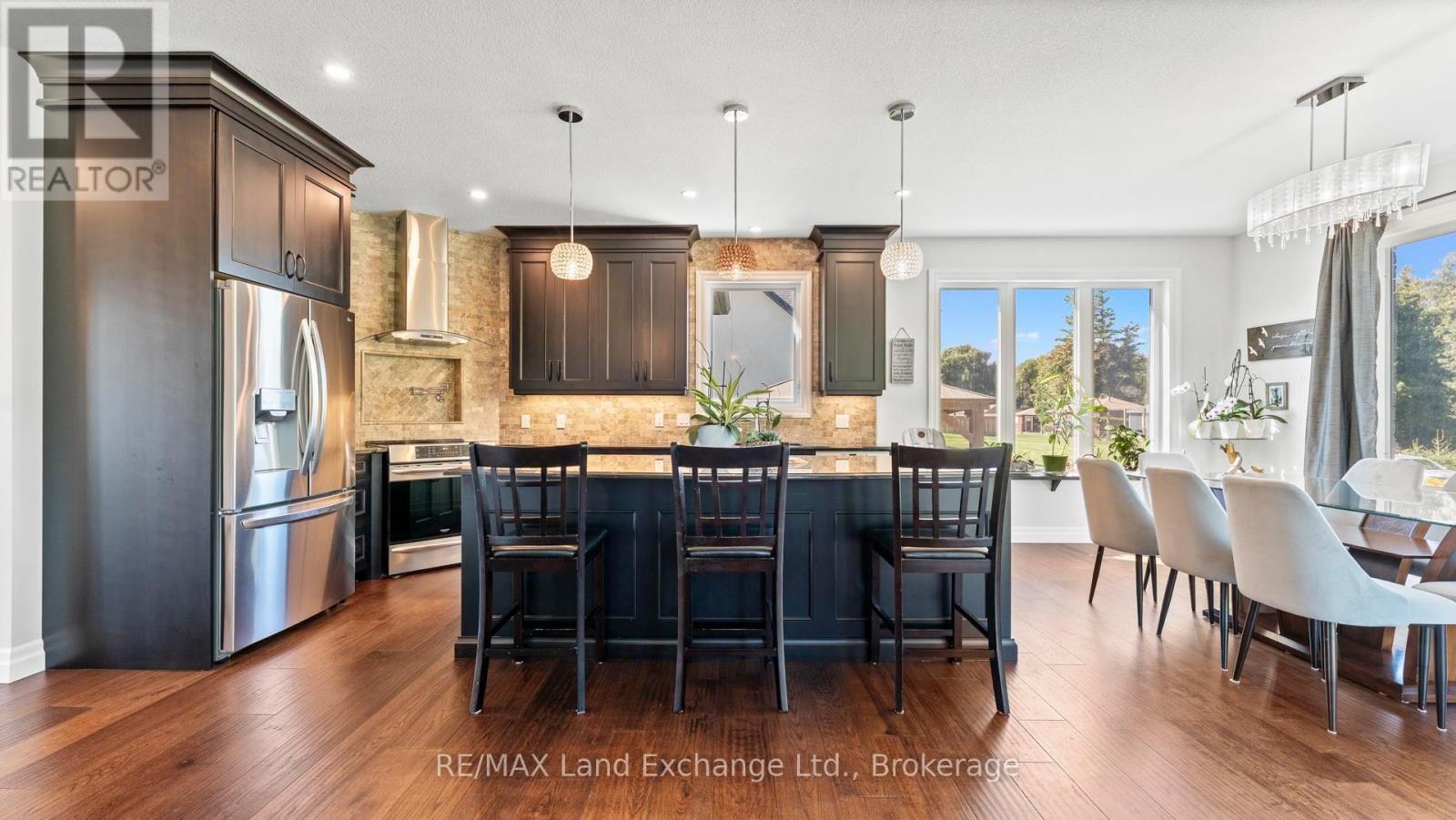 939 Bogdanovic Way, Huron-Kinloss, Ontario N2Z 0H4 - Photo 10 - X12412247