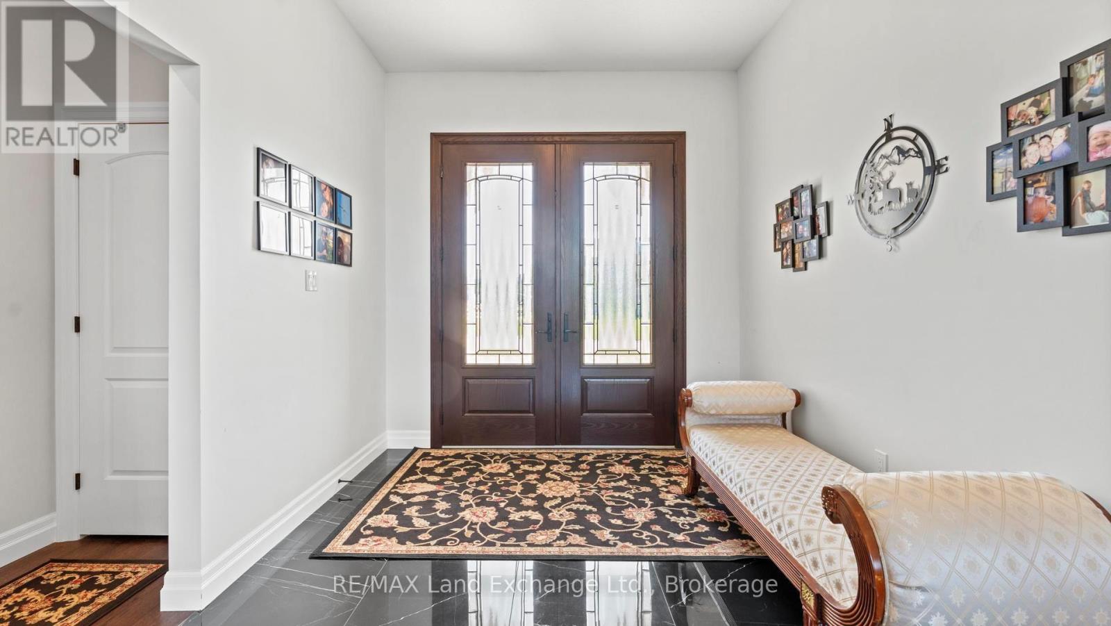 939 Bogdanovic Way, Huron-Kinloss, Ontario N2Z 0H4 - Photo 4 - X12412247