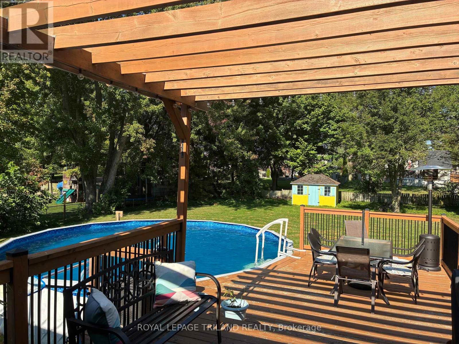 548 Pamela Drive, Strathroy-Caradoc, Ontario N0L 1W0 - Photo 50 - X12547796