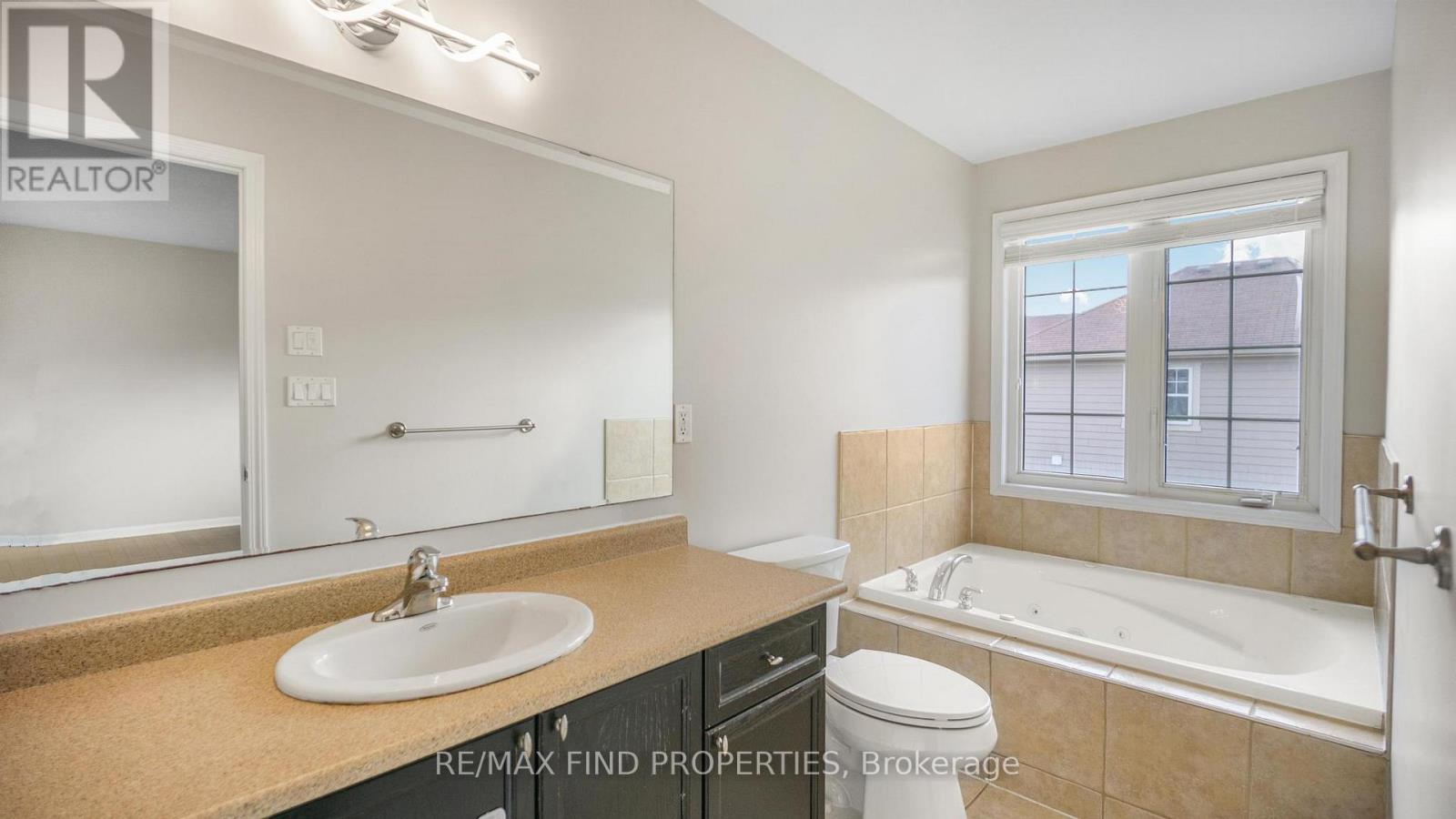 381 Ware Crescent, Milton, Ontario  L9T 0N2 - Photo 25 - W12547976