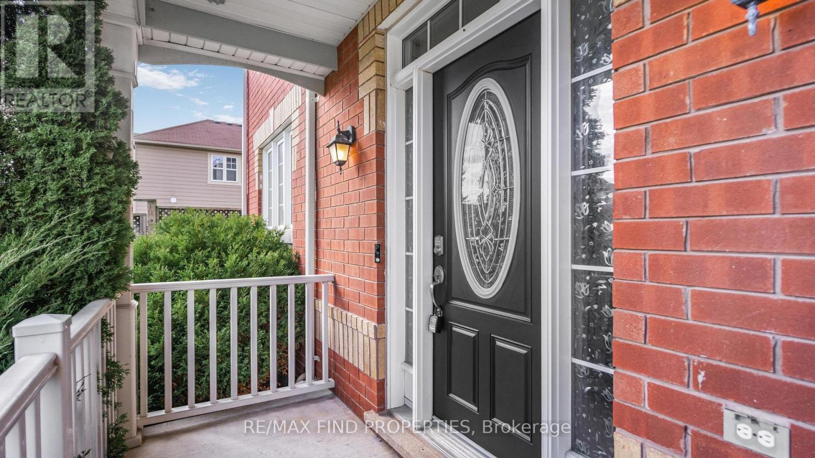 381 Ware Crescent, Milton, Ontario  L9T 0N2 - Photo 3 - W12547976