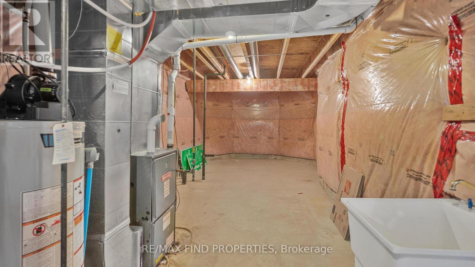 381 Ware Crescent, Milton, Ontario  L9T 0N2 - Photo 36 - W12547976