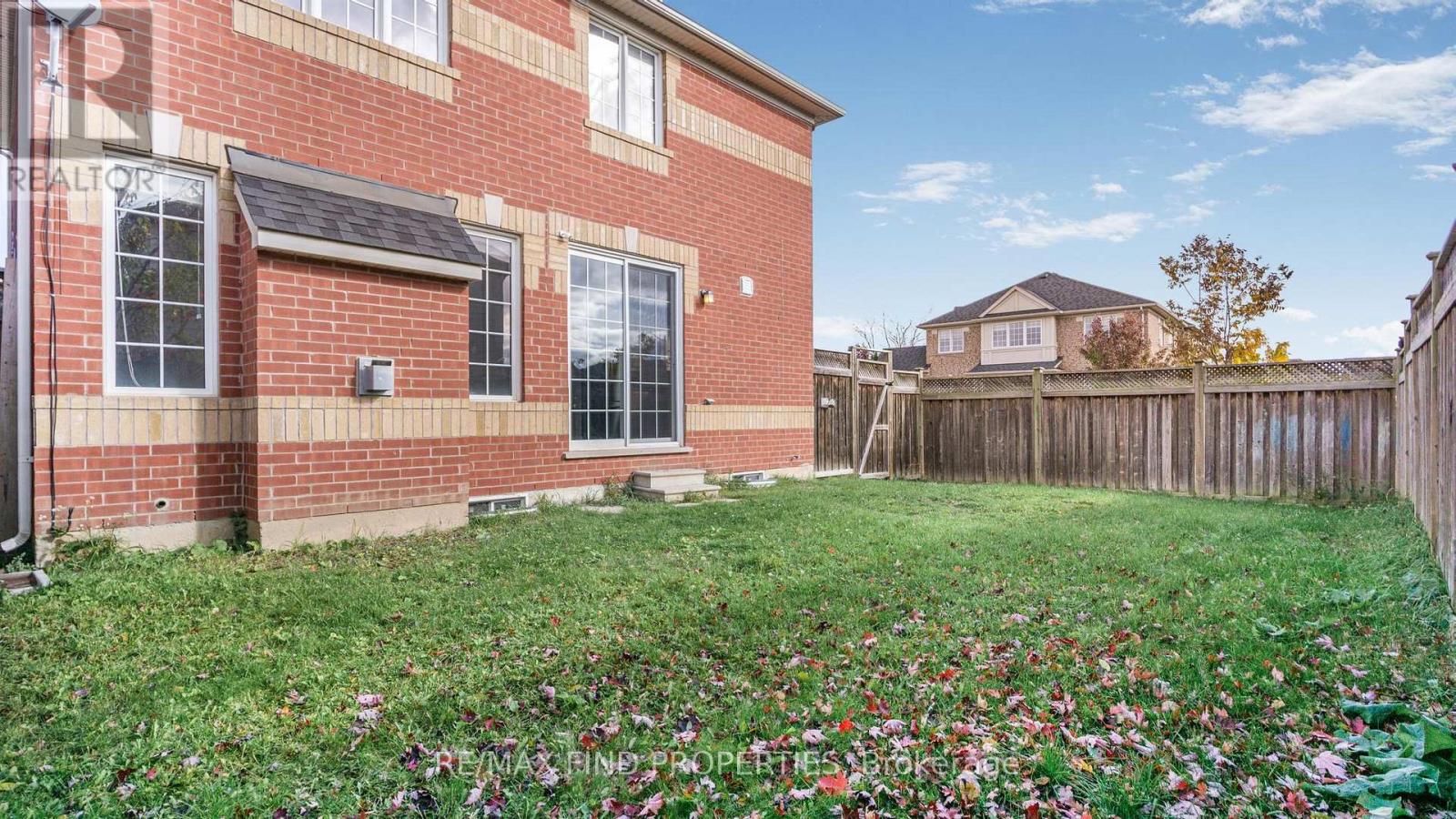 381 Ware Crescent, Milton, Ontario  L9T 0N2 - Photo 39 - W12547976