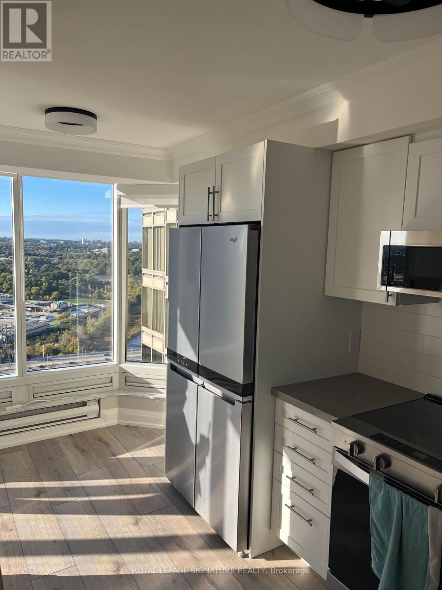 3307 - 1 Palace Pier Court, Toronto, Ontario  M8V 3W9 - Photo 4 - W12547978