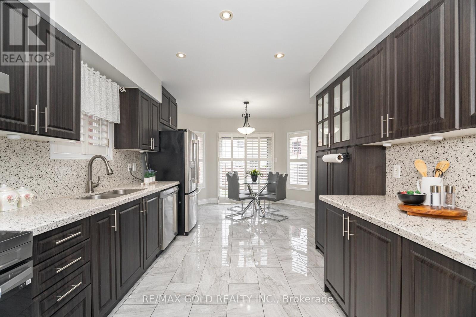 17 Binder Twine Trail, Brampton, Ontario  L6X 4R2 - Photo 14 - W12547988