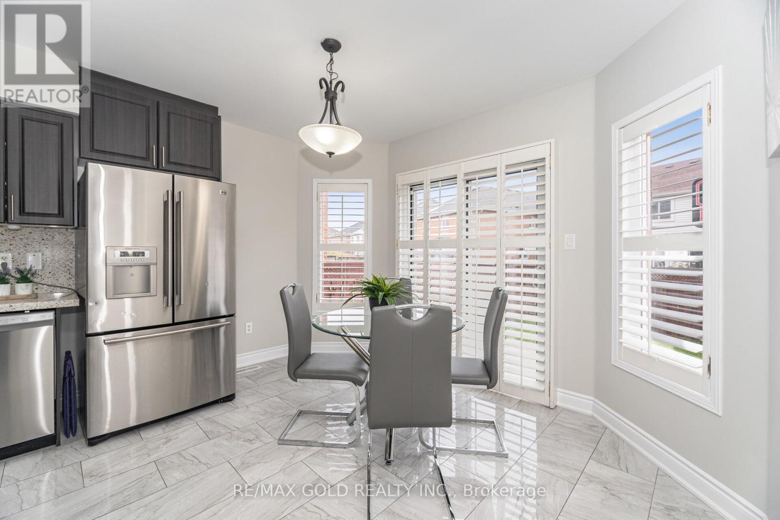 17 Binder Twine Trail, Brampton, Ontario  L6X 4R2 - Photo 15 - W12547988