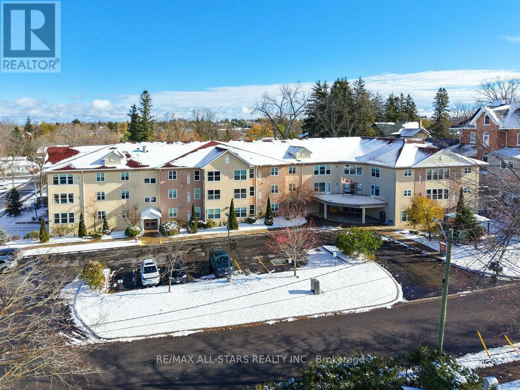 303 - 8 HURON STREET, Kawartha Lakes, Ontario