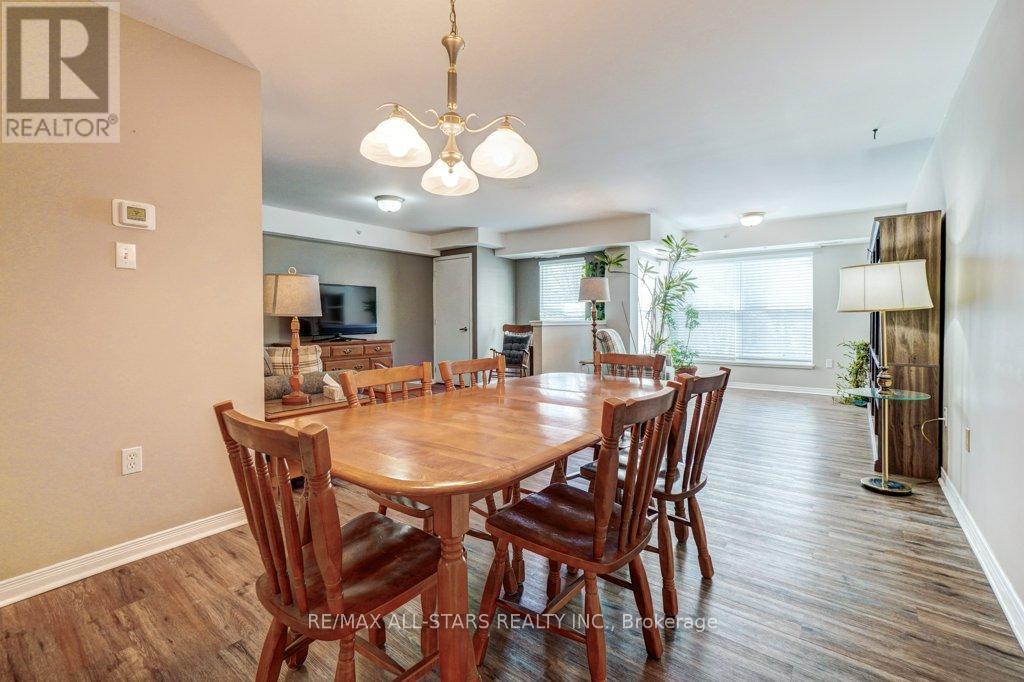 303 - 8 Huron Street, Kawartha Lakes, Ontario  K9V 6K3 - Photo 11 - X12548054