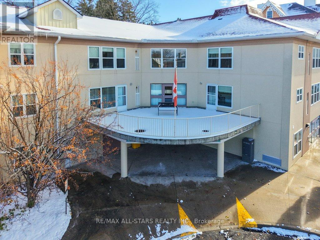 303 - 8 Huron Street, Kawartha Lakes, Ontario  K9V 6K3 - Photo 37 - X12548054