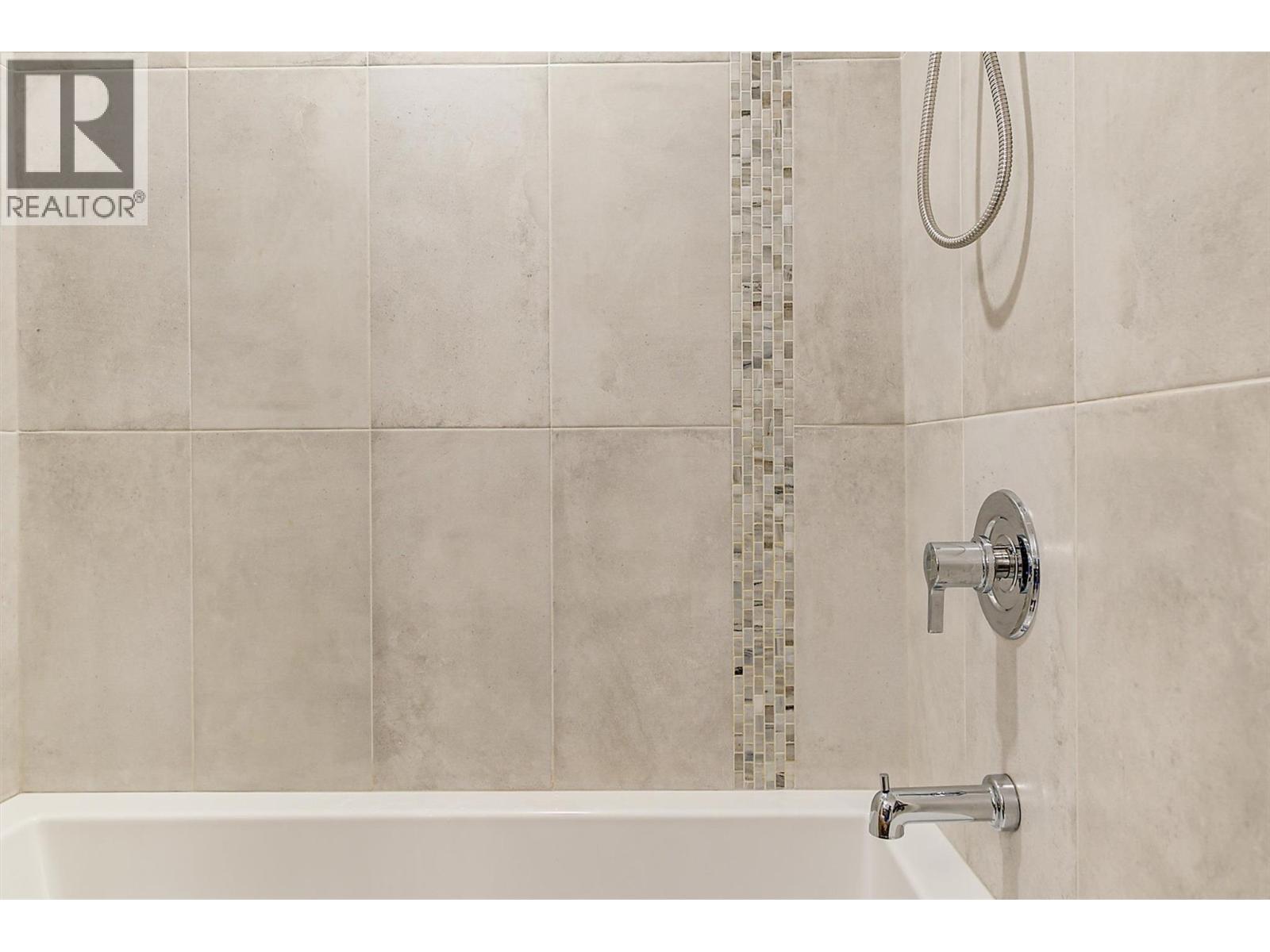 3475 Granite Close Unit# 205, Kelowna, British Columbia V1V 0B9 - Photo 35 - 10357853