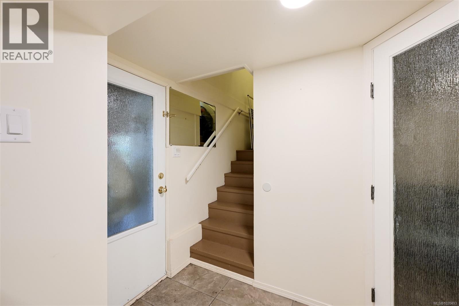 3312 Kingsley St, Saanich, British Columbia V8P 4J9 - Photo 43 - 1020493