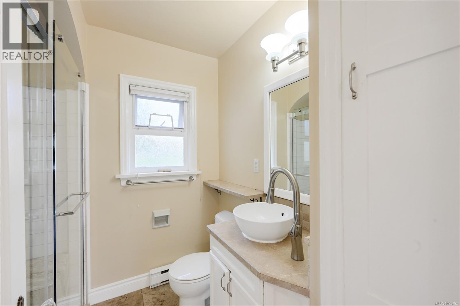 3312 Kingsley St, Saanich, British Columbia V8P 4J9 - Photo 27 - 1020493