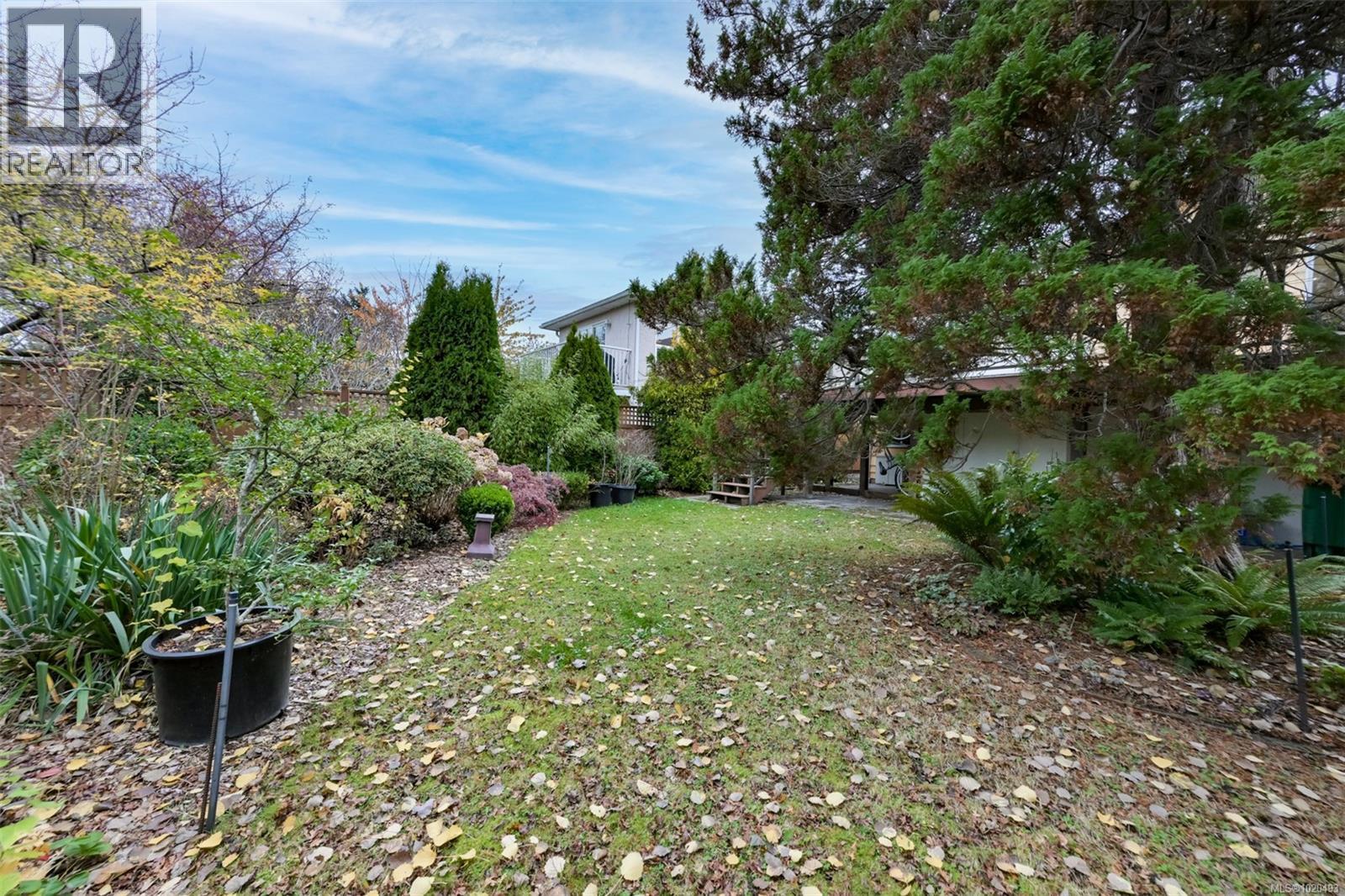 3312 Kingsley St, Saanich, British Columbia V8P 4J9 - Photo 47 - 1020493