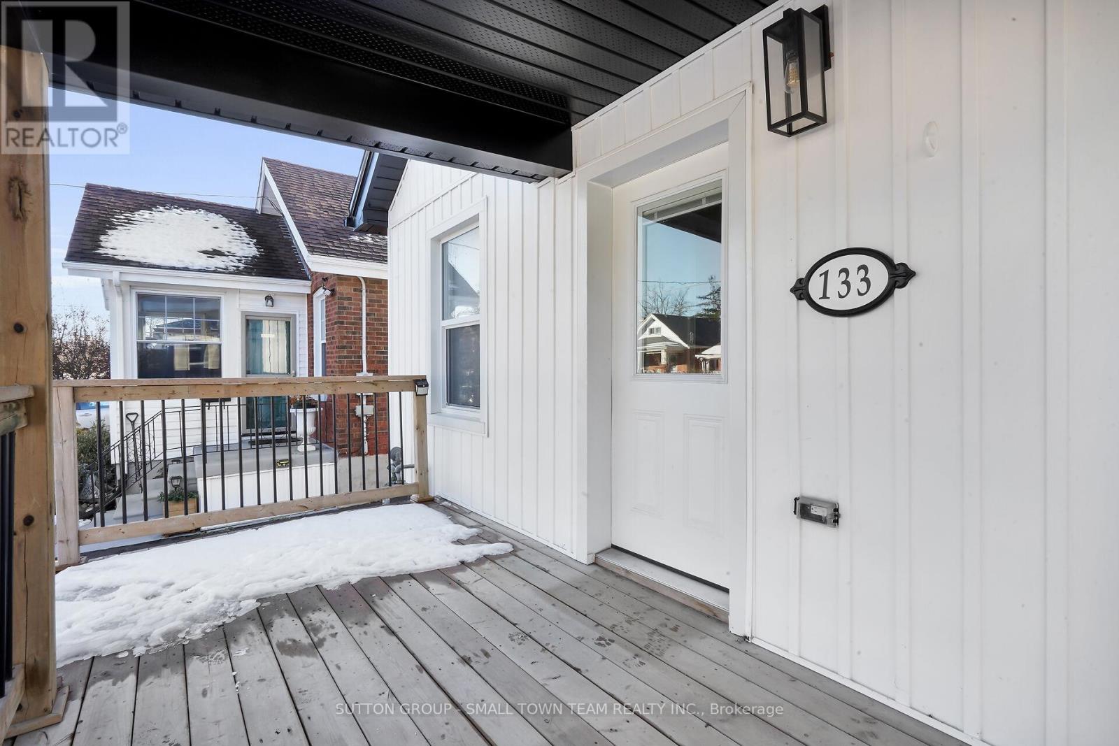 133 Emery Street E, London South, Ontario  N6C 2C9 - Photo 4 - X12548028