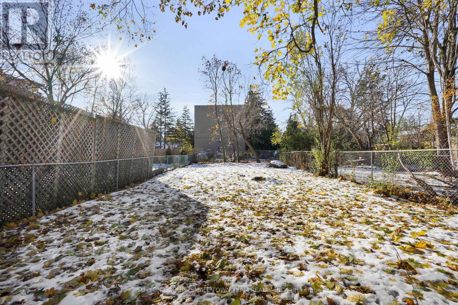 133 Emery Street E, London South, Ontario  N6C 2C9 - Photo 41 - X12548028