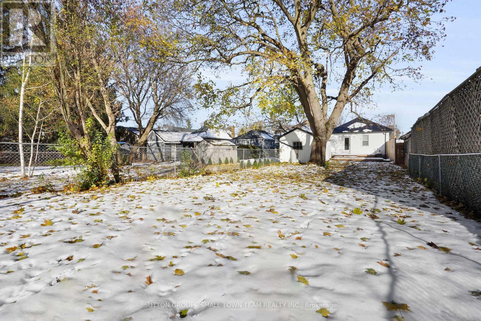 133 Emery Street E, London South, Ontario  N6C 2C9 - Photo 44 - X12548028