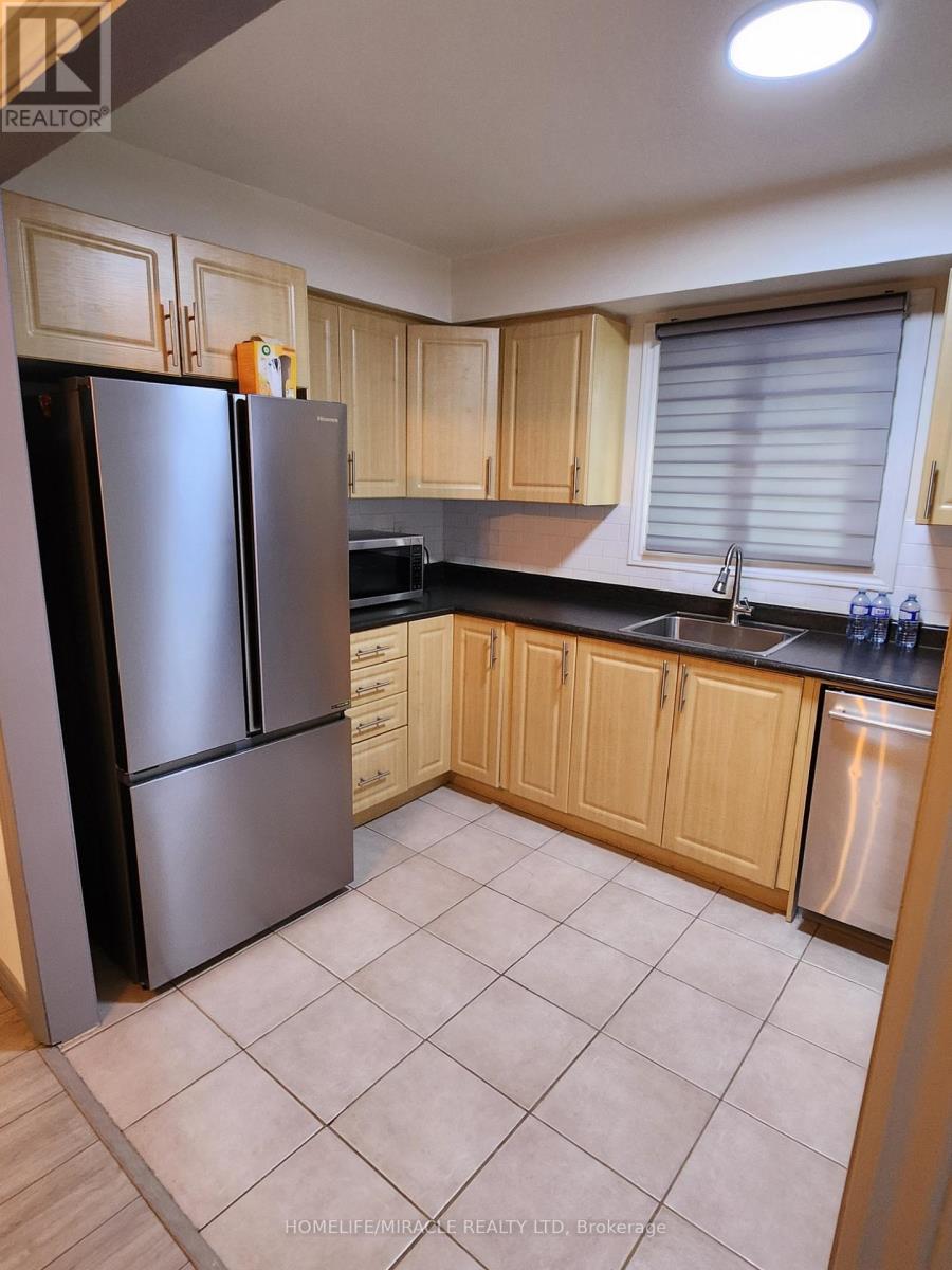 2 - 1100 Oxford Street, Oshawa, Ontario  L1J 6G4 - Photo 11 - E12402192