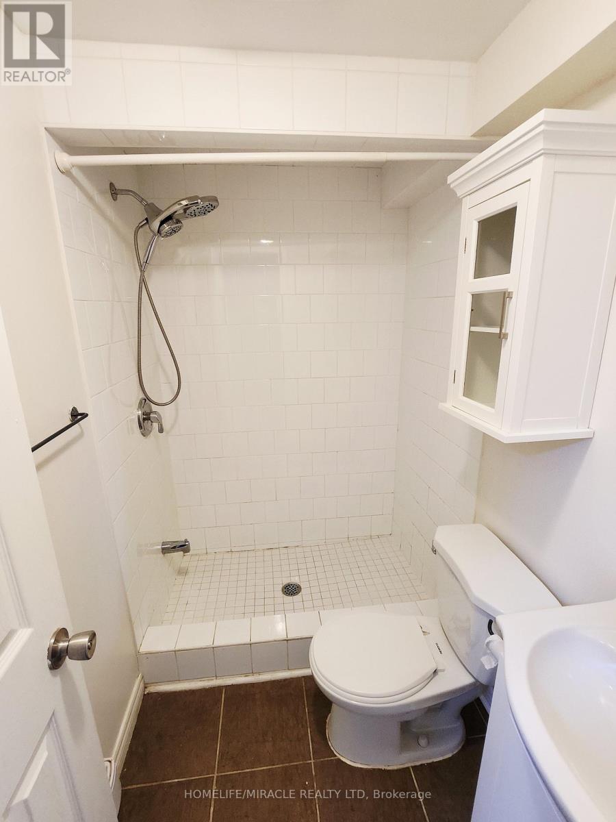 2 - 1100 Oxford Street, Oshawa, Ontario  L1J 6G4 - Photo 31 - E12402192