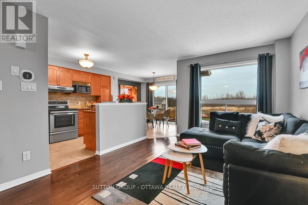 214 Trail Side Circle, Ottawa, Ontario K4A 5B4 - Photo 10 - X12548034