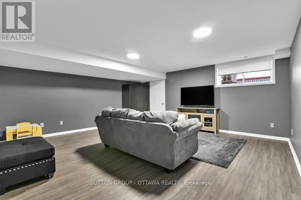 214 Trail Side Circle, Ottawa, Ontario K4A 5B4 - Photo 30 - X12548034