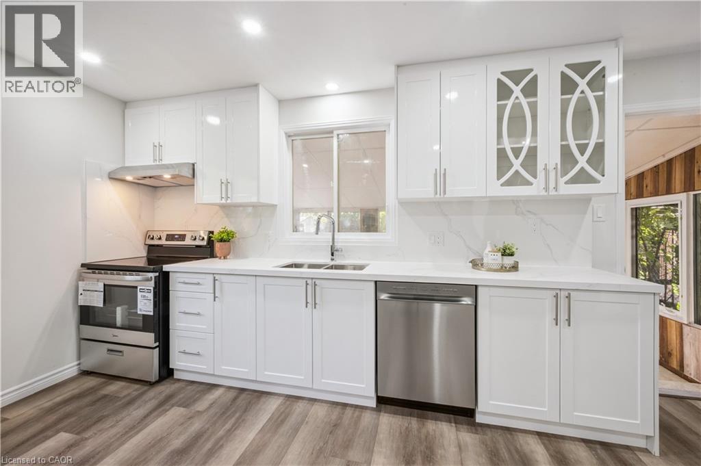 179 Traynor Avenue, Kitchener, Ontario  N2C 1W4 - Photo 9 - 40788472