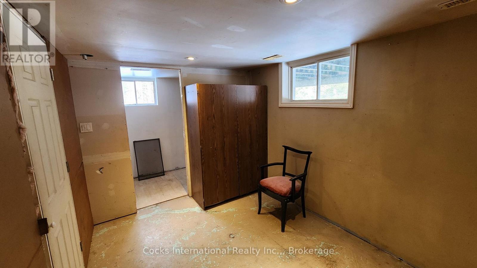 44 Expressway Road, Perry, Ontario P0A 1J0 - Photo 11 - X12548048