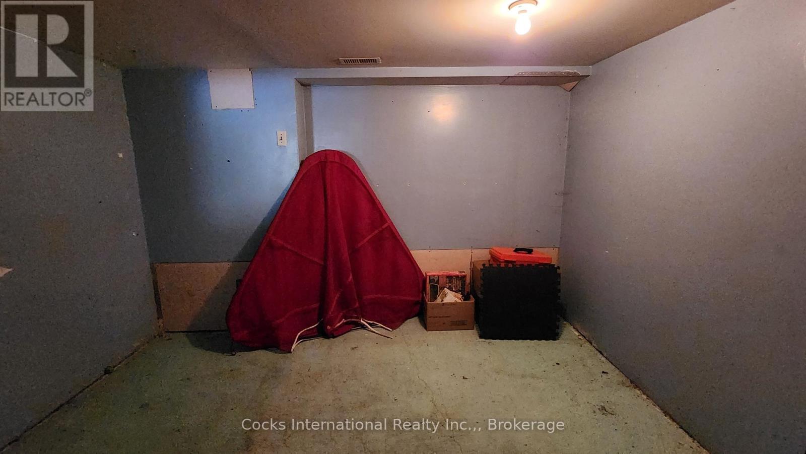 44 Expressway Road, Perry, Ontario P0A 1J0 - Photo 13 - X12548048