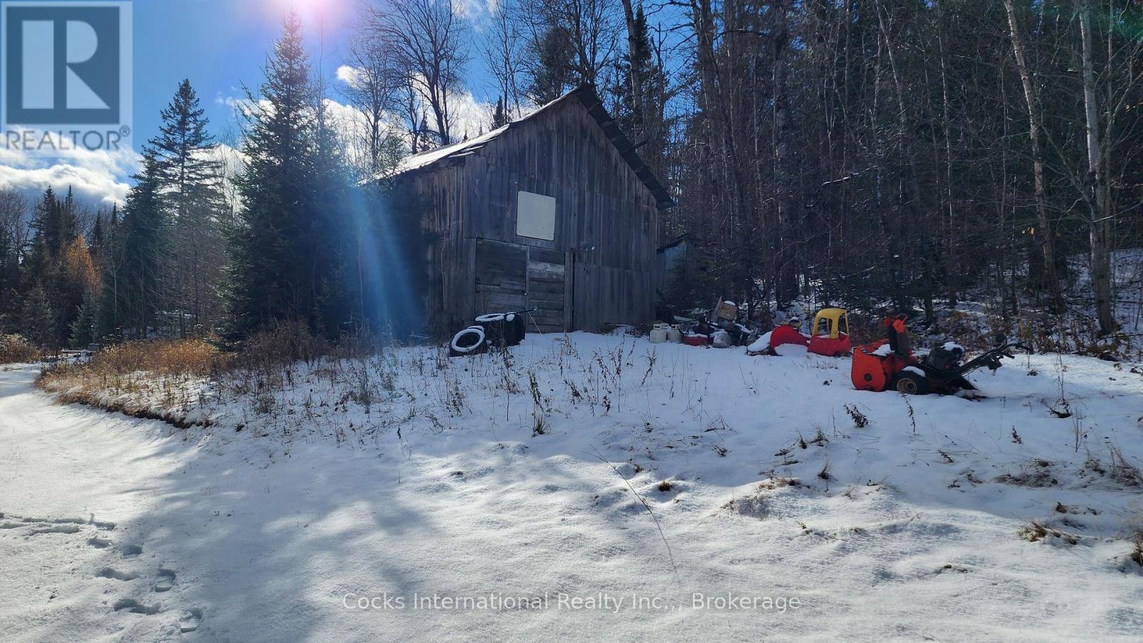 44 Expressway Road, Perry, Ontario P0A 1J0 - Photo 26 - X12548048