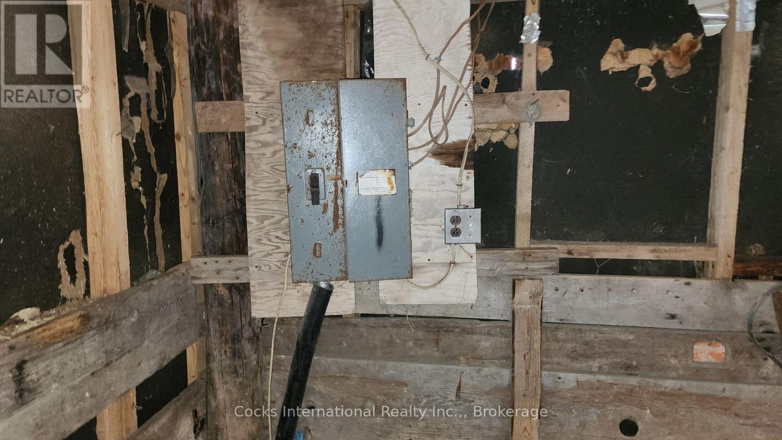 44 Expressway Road, Perry, Ontario P0A 1J0 - Photo 29 - X12548048