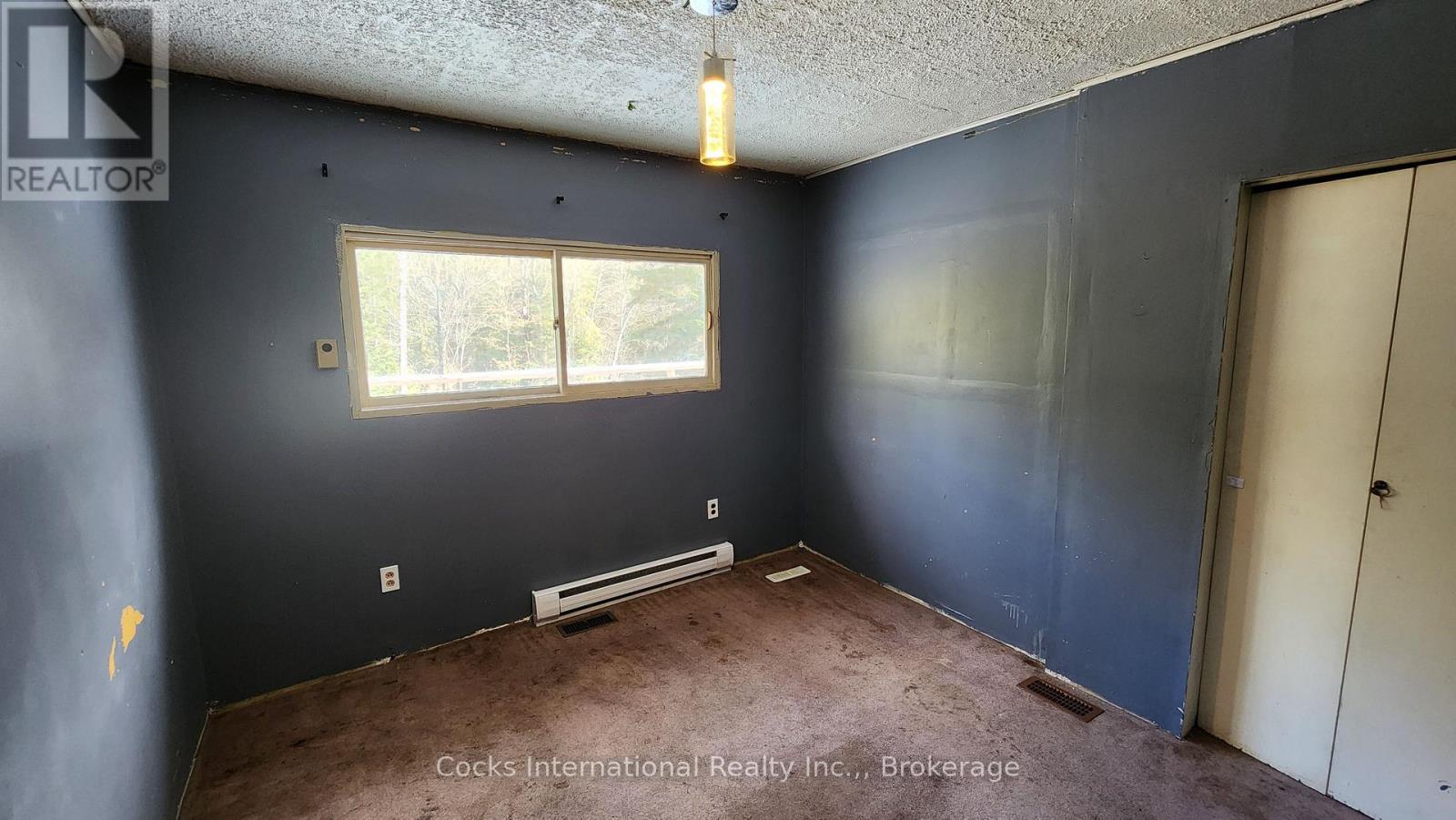 44 Expressway Road, Perry, Ontario P0A 1J0 - Photo 8 - X12548048