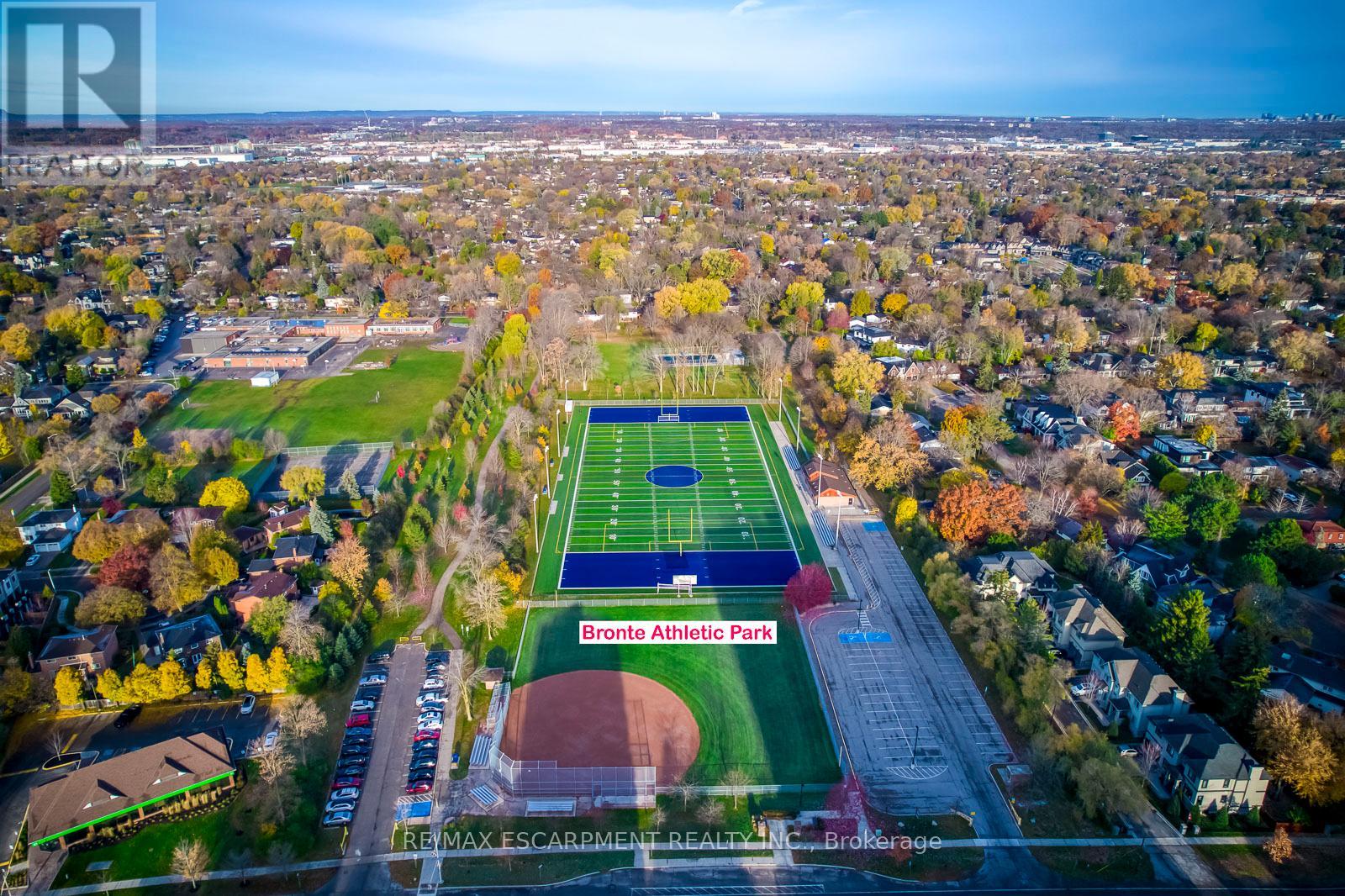 2138 Salmon Road, Oakville, Ontario L6L 1M5 - Photo 25 - W12547162