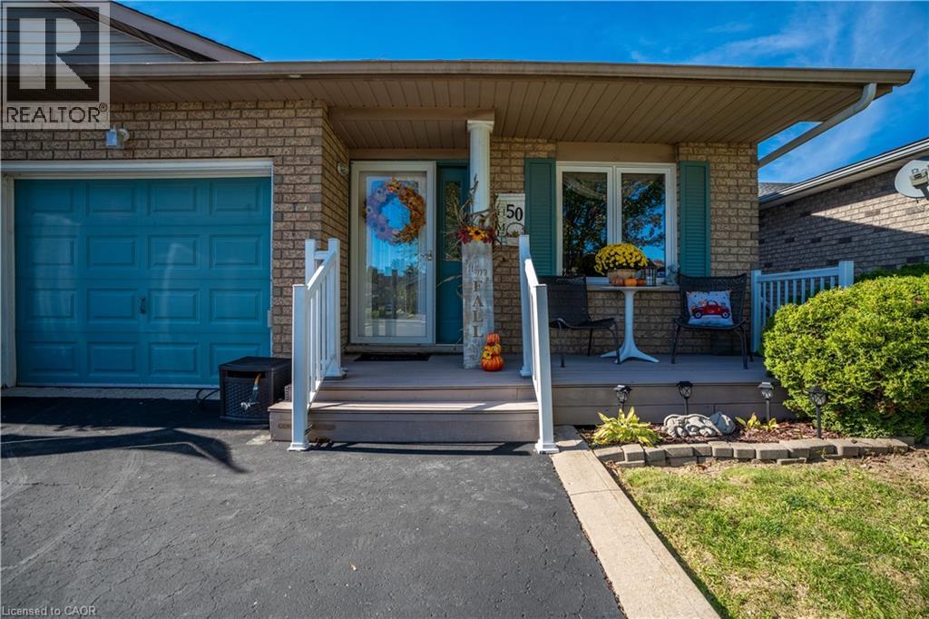 50 Scottacres Boulevard, Caledonia, Ontario  N3W 2K3 - Photo 3 - 40788521