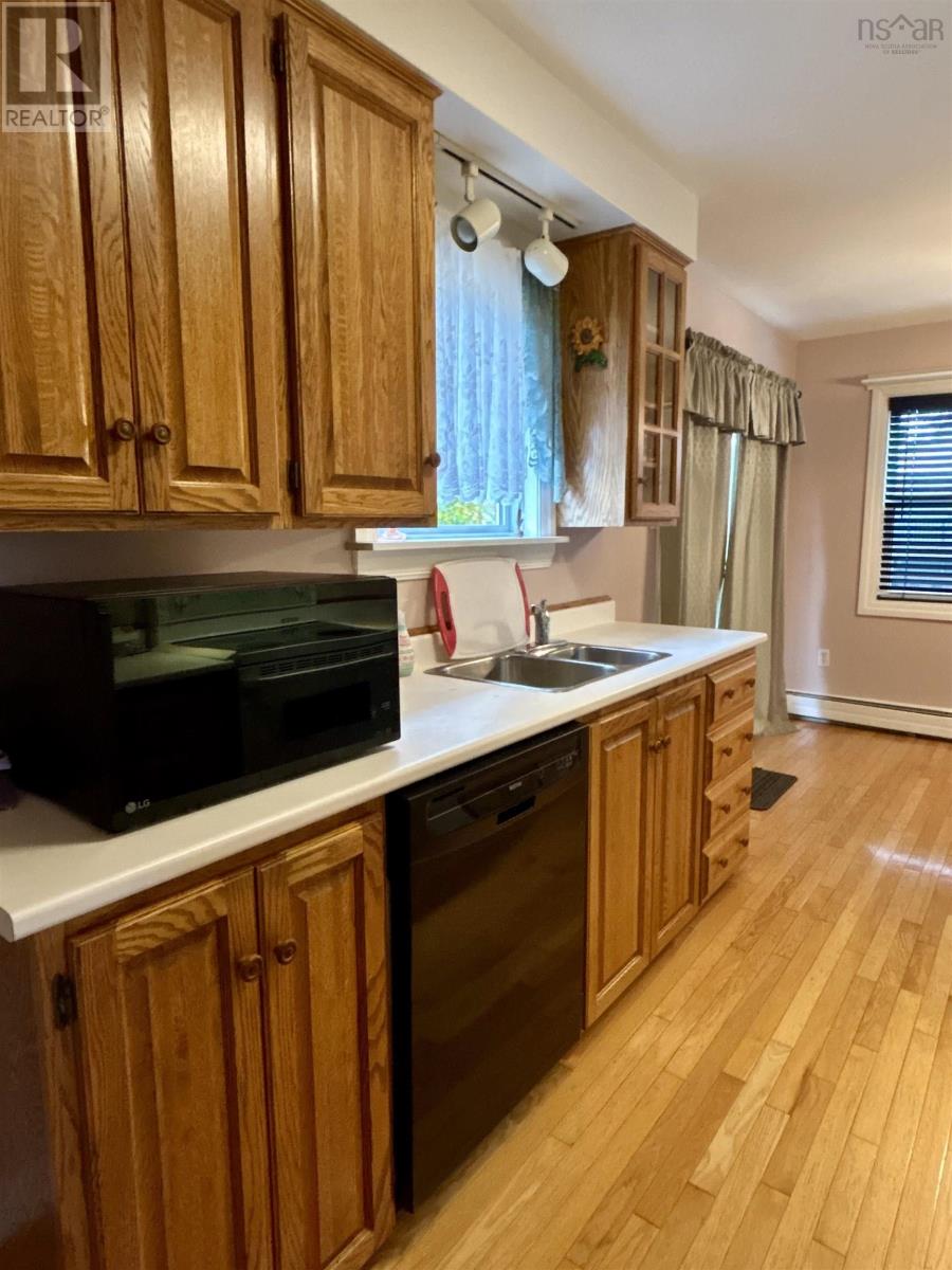 249 Poplar Street, Pictou, Nova Scotia  B0K 1H0 - Photo 10 - 202527693