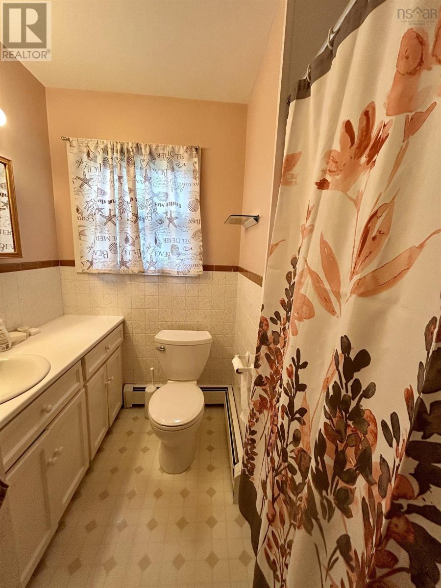 249 Poplar Street, Pictou, Nova Scotia  B0K 1H0 - Photo 16 - 202527693