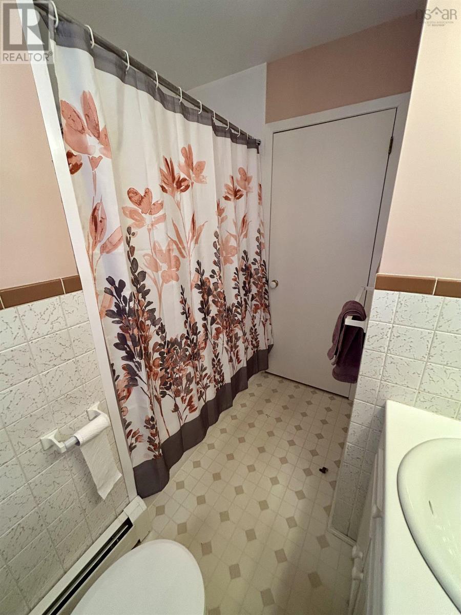 249 Poplar Street, Pictou, Nova Scotia  B0K 1H0 - Photo 15 - 202527693