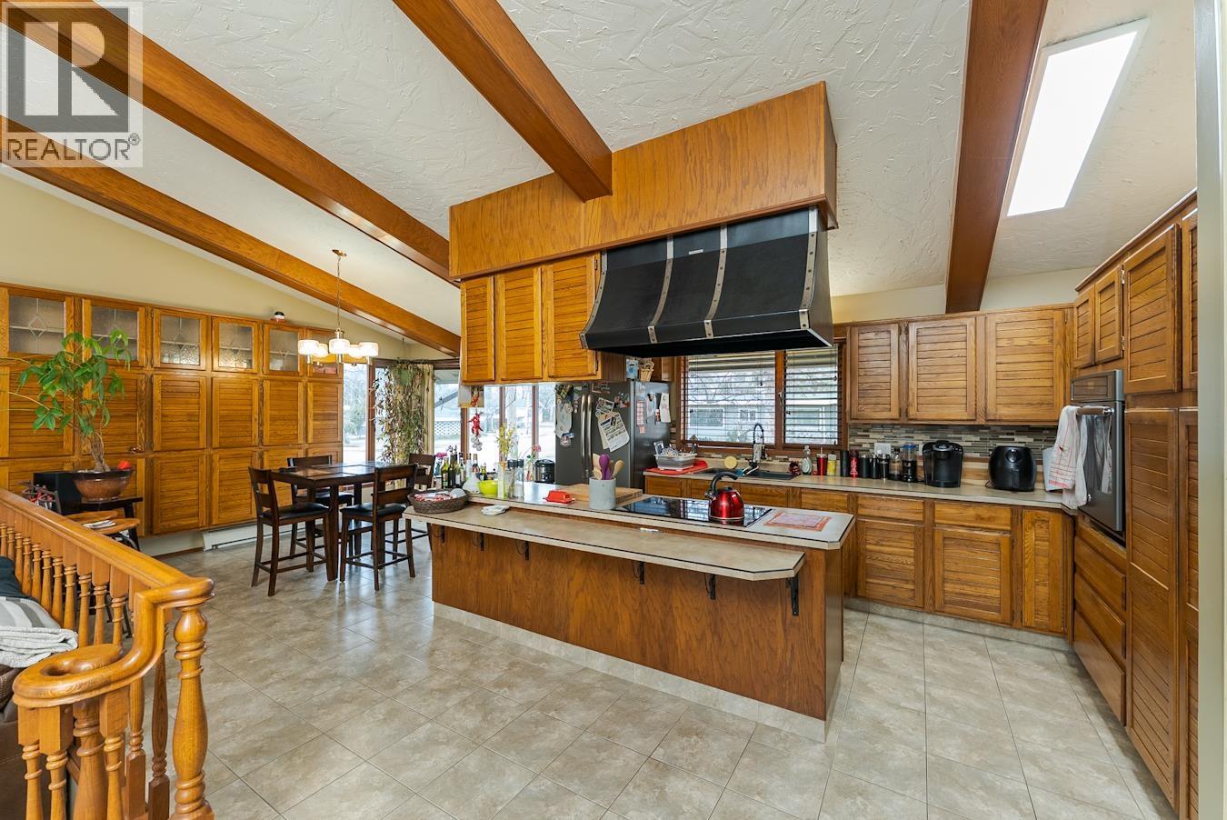 1460 Taylor Drive, Prince George, British Columbia V2L 1A2 - Photo 5 - R3067436