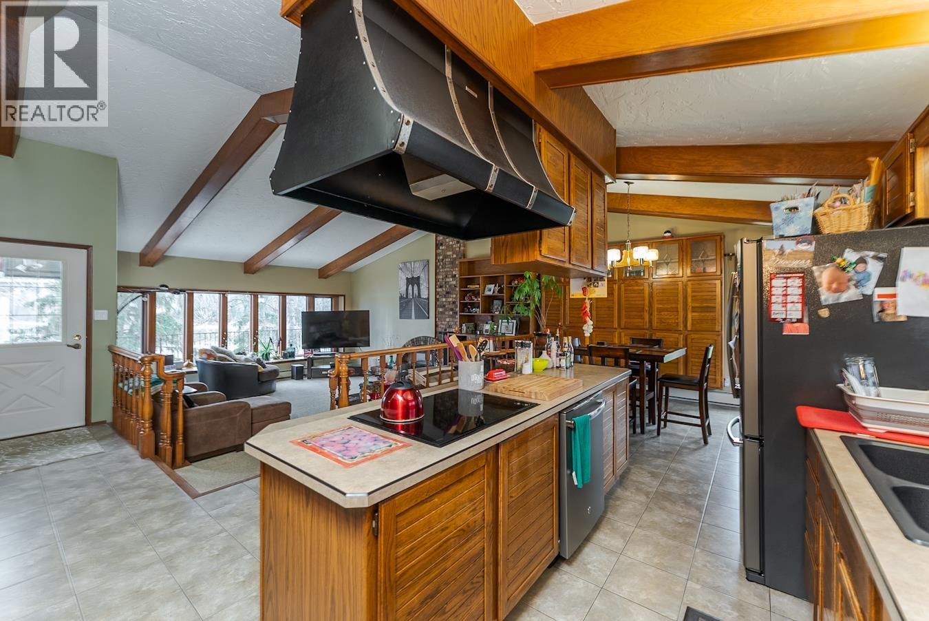 1460 Taylor Drive, Prince George, British Columbia V2L 1A2 - Photo 4 - R3067436