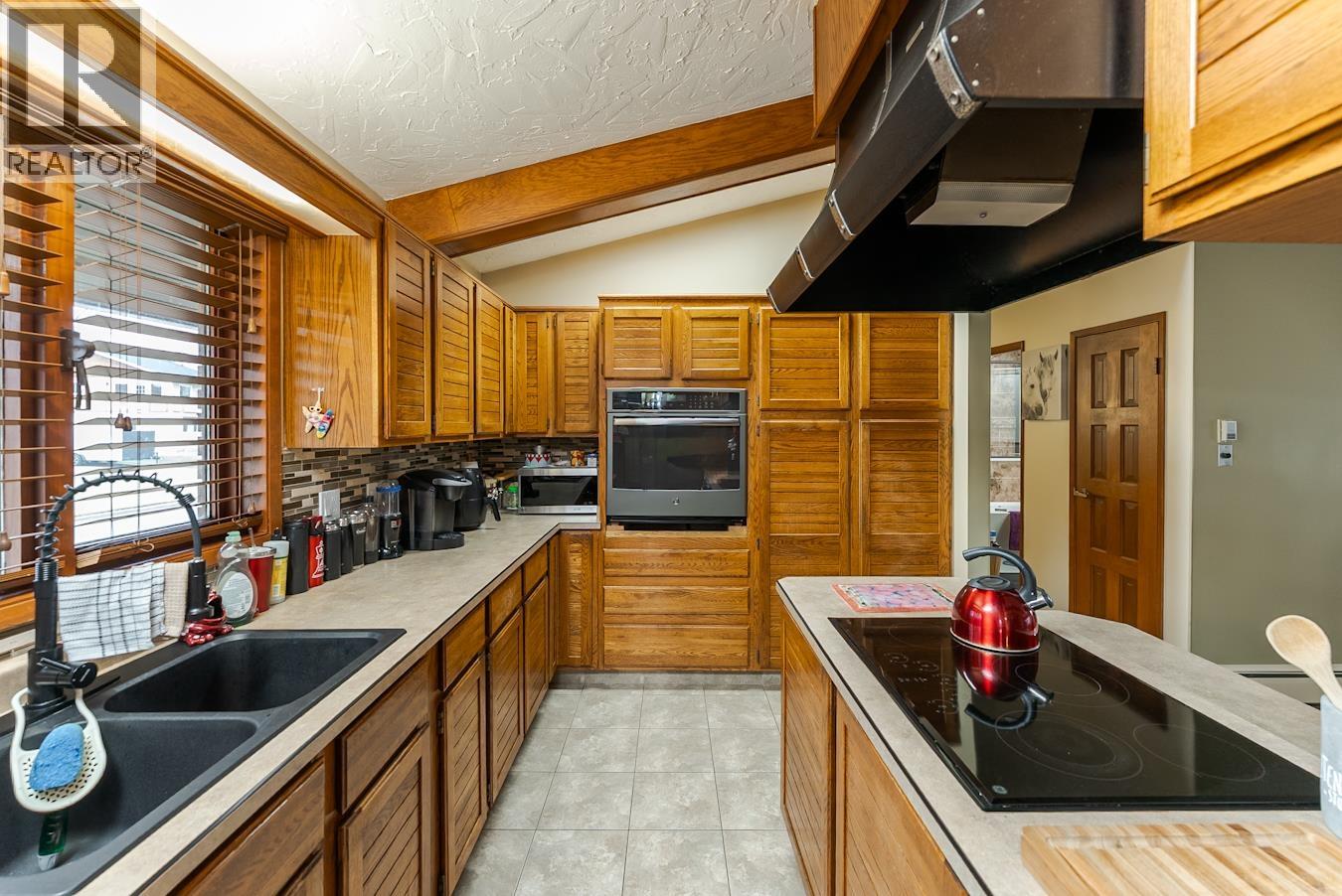 1460 Taylor Drive, Prince George, British Columbia V2L 1A2 - Photo 7 - R3067436