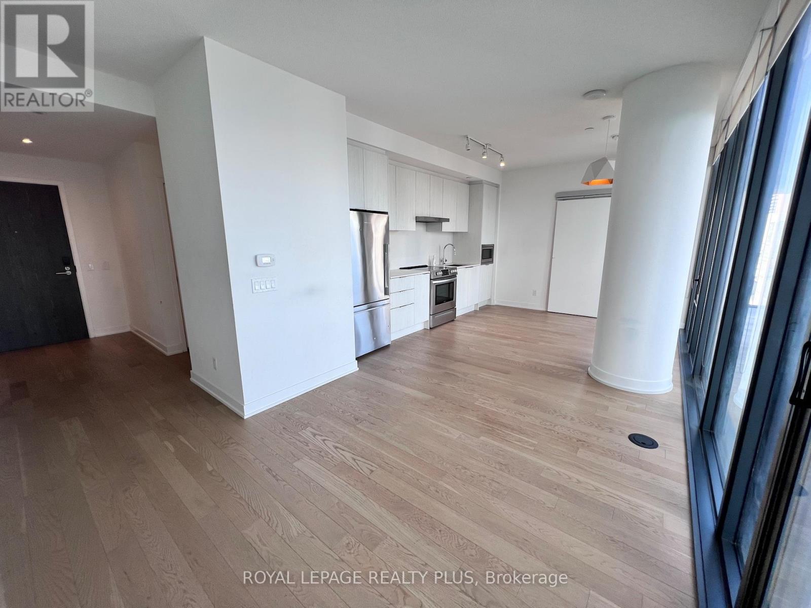 2416 - 25 Richmond Street E, Toronto, Ontario  M5C 0A6 - Photo 4 - C12548040